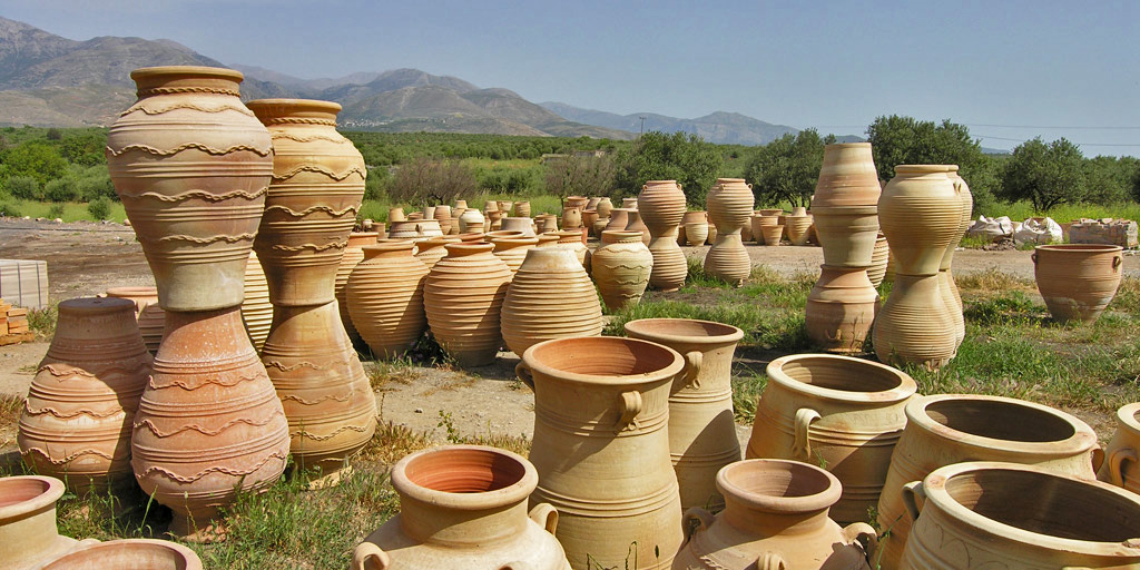 Thrapsano pottery making in Crete