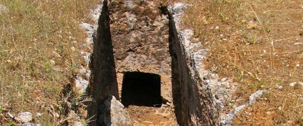 Minoan cemetery at Armeni