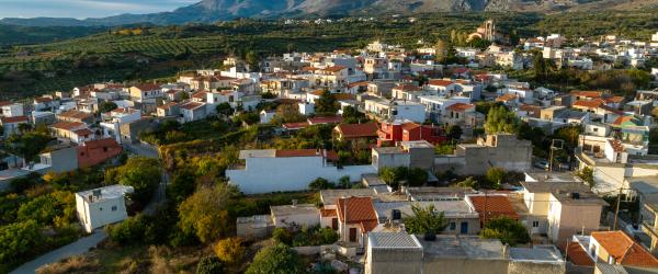 Tylisos – Gonies – Sisarcha – Anogeia (Nida) – Axos – Zoniana (Damothi) – Krana – Livadia (Lakkos Mygerou connection with the route to Psiloritis) – Agios Ioannis – Agios Mamas – Perama